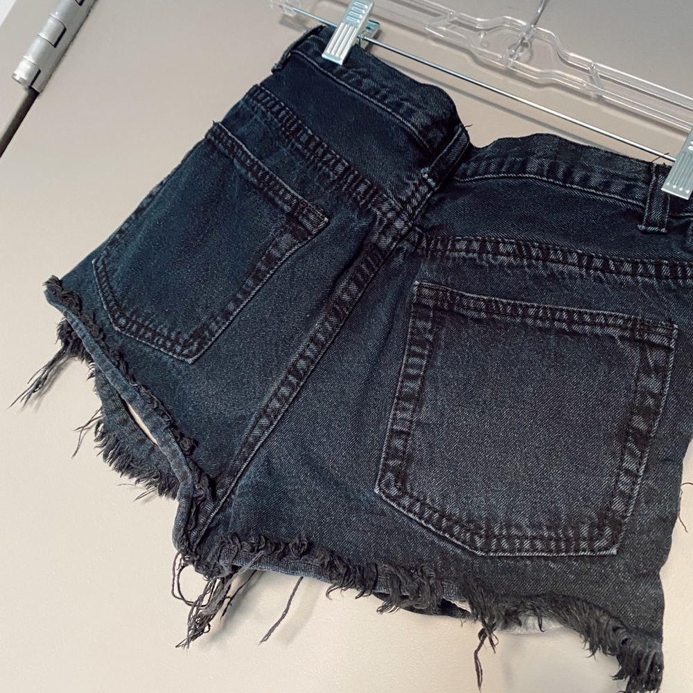 Signature 8 High Waisted Denim Shorts